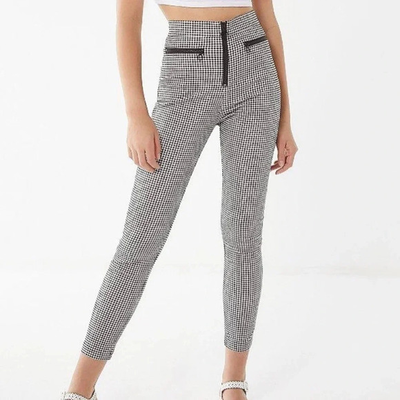 Urban Outfitters Susie High Rise Plaid Pants, Color Black/White Size 6 - Picture 1 of 15